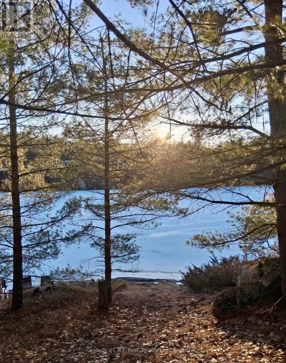 1112 SAM COOK ROAD, Gravenhurst, Ontario