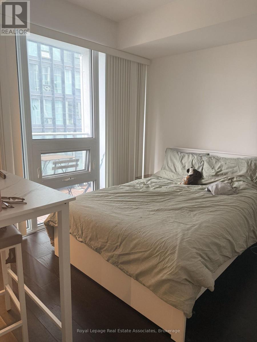 2206 - 68 Shuter Street, Toronto, Ontario  M5B 1B4 - Photo 8 - C12982908