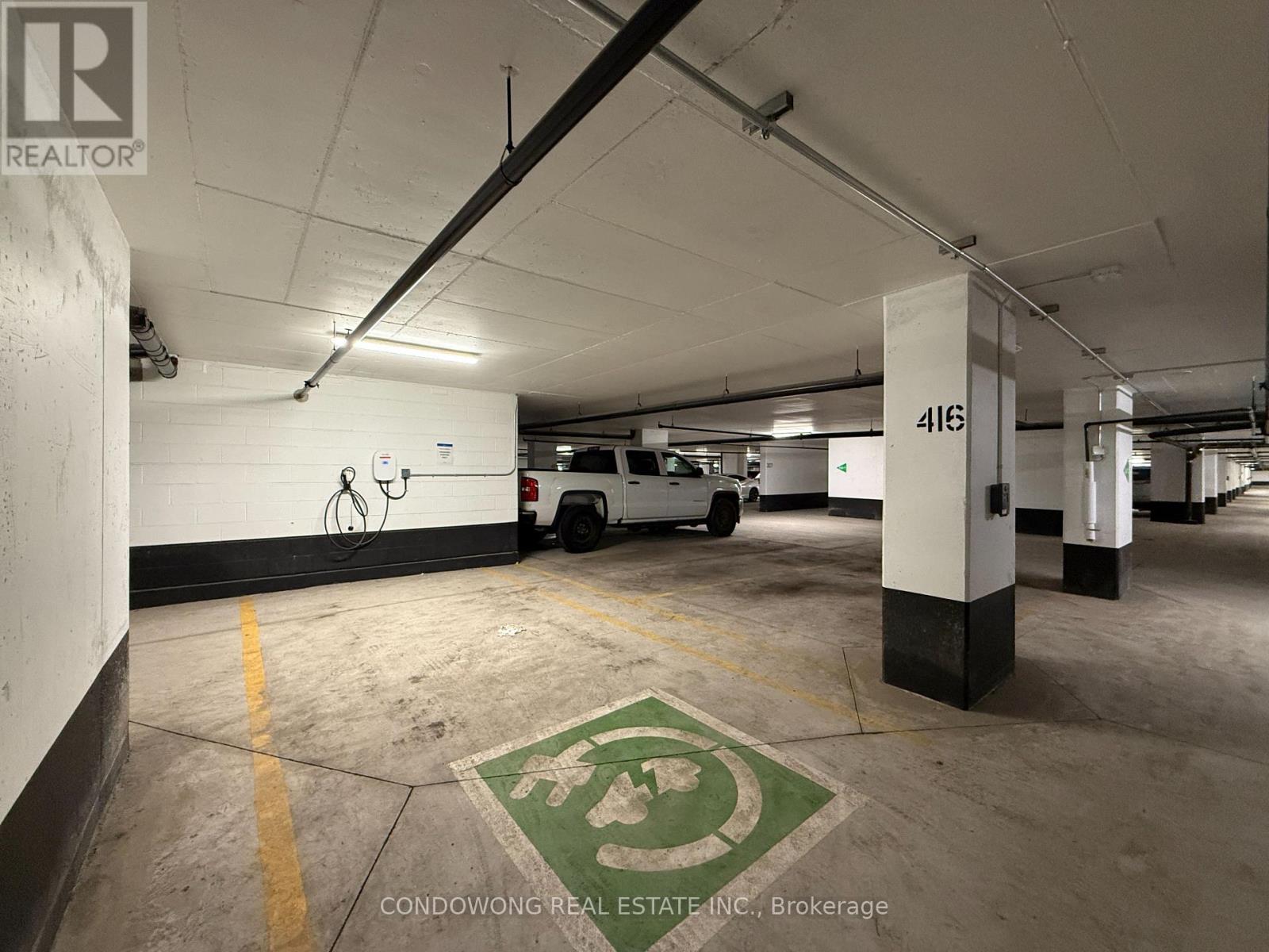 6002 - 8 Interchange Way, Vaughan, Ontario  L4K 0R2 - Photo 2 - N12906230