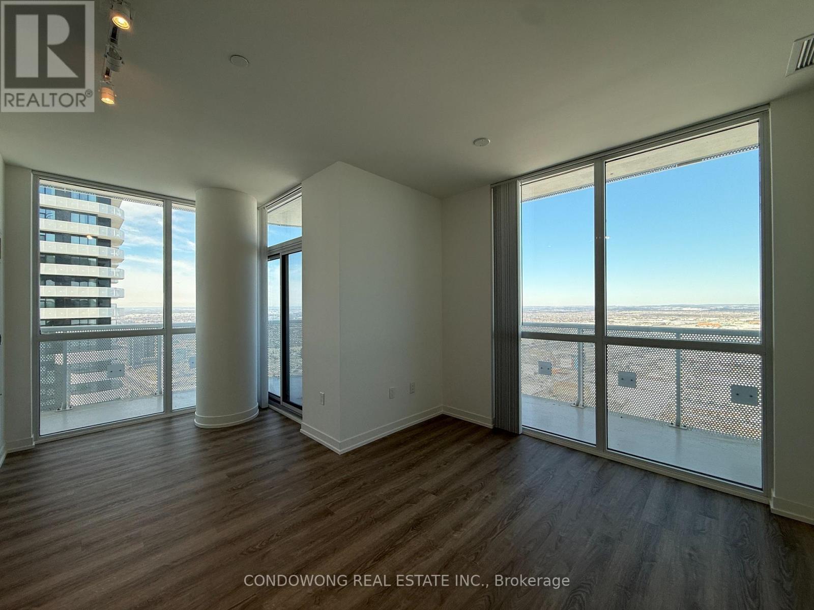 6002 - 8 Interchange Way, Vaughan, Ontario  L4K 0R2 - Photo 6 - N12906230