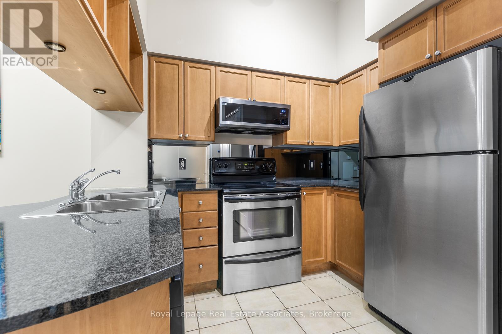 319 - 330 Princess Royal Drive, Mississauga, Ontario  L5B 4P7 - Photo 16 - W12982960