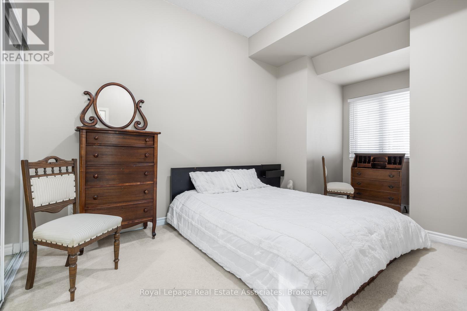 319 - 330 Princess Royal Drive, Mississauga, Ontario  L5B 4P7 - Photo 20 - W12982960