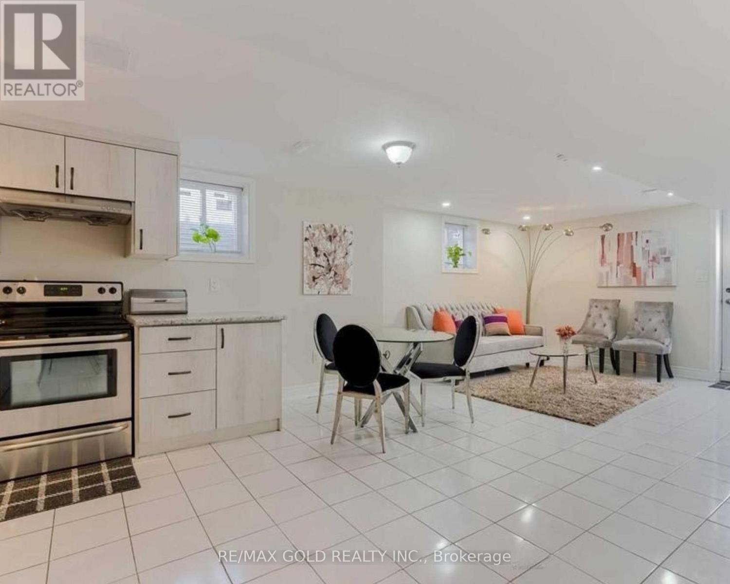 1090 Trudeau Drive, Milton, Ontario  L9T 0A3 - Photo 45 - W12986670