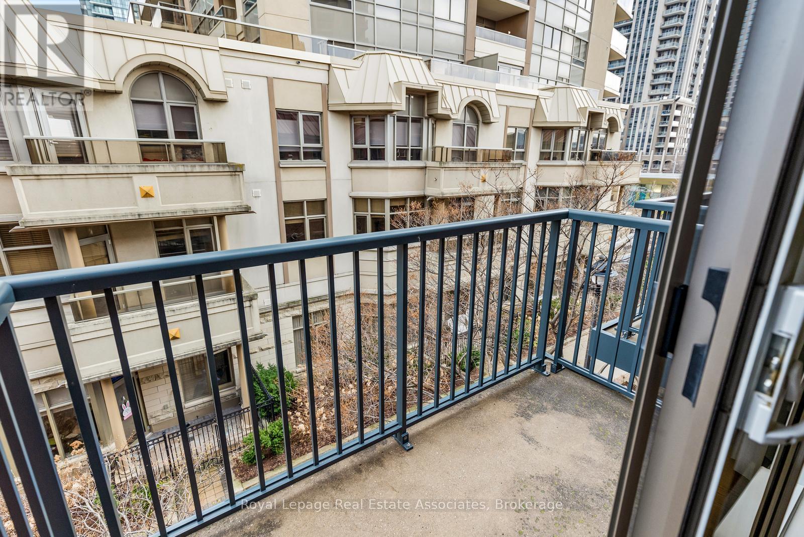 319 - 330 Princess Royal Drive, Mississauga, Ontario  L5B 4P7 - Photo 23 - W12982960