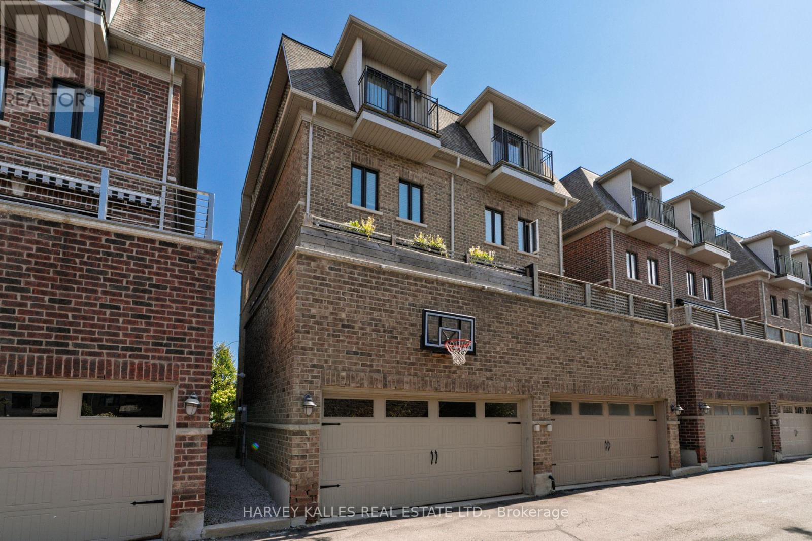 1815 Pagehurst Avenue, Mississauga, Ontario  L4X 1Y5 - Photo 35 - W12989664