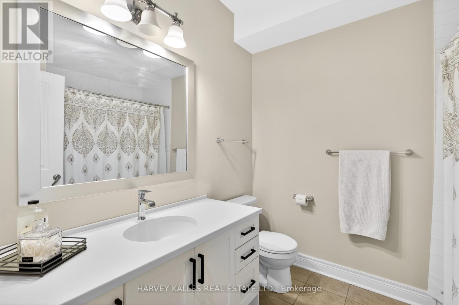 1815 Pagehurst Avenue, Mississauga, Ontario  L4X 1Y5 - Photo 30 - W12989664