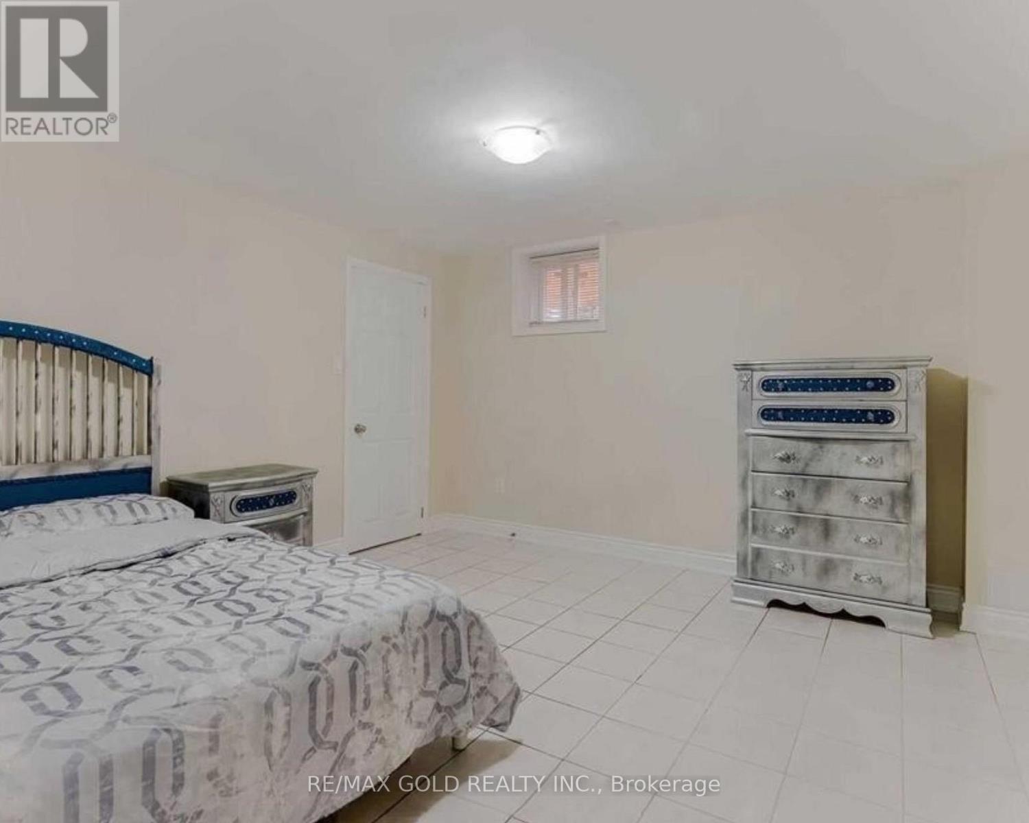 1090 Trudeau Drive, Milton, Ontario  L9T 0A3 - Photo 47 - W12986670