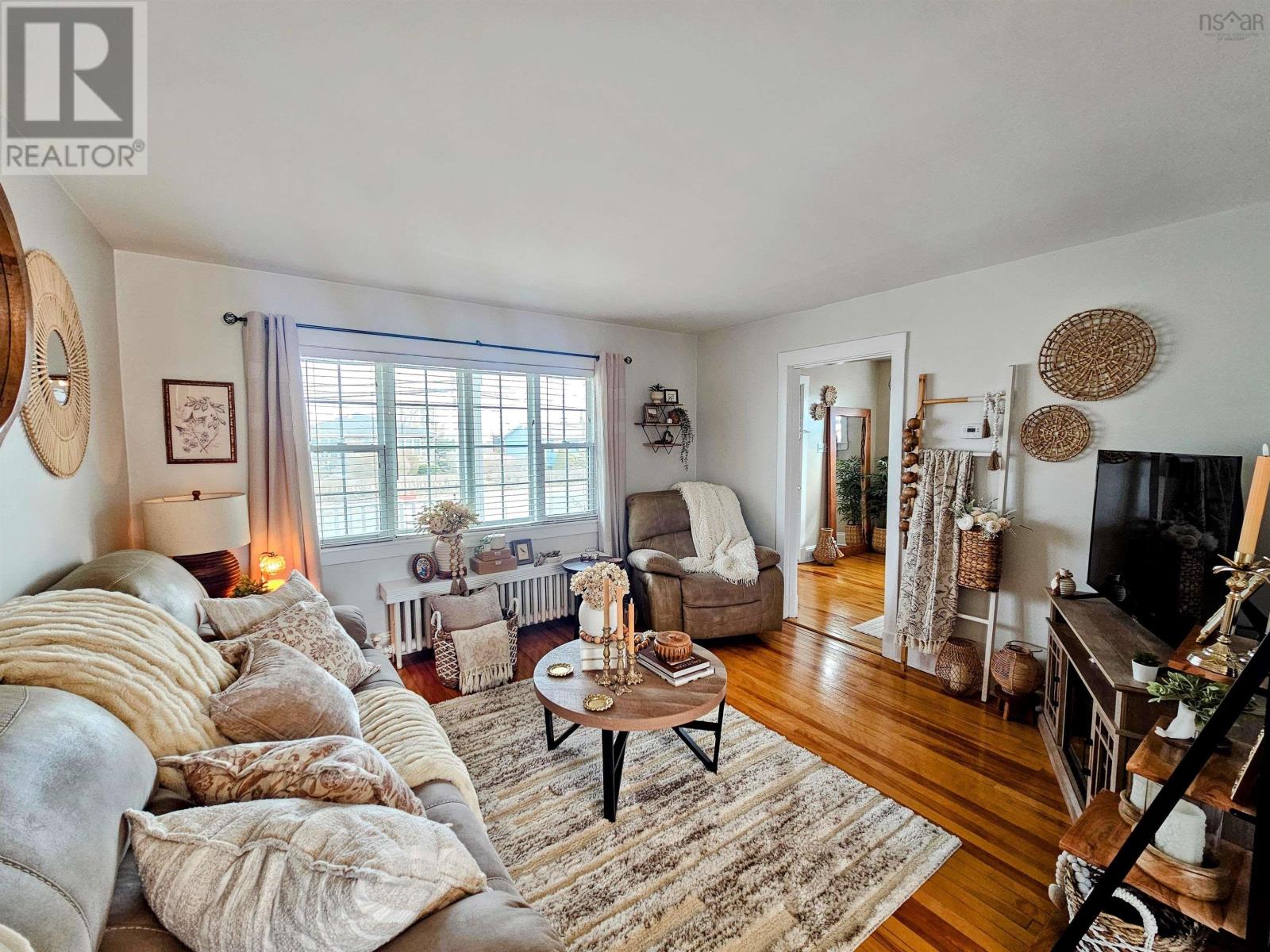 815 Main Street, Glace Bay, Nova Scotia  B1A 4Z2 - Photo 7 - 202607150