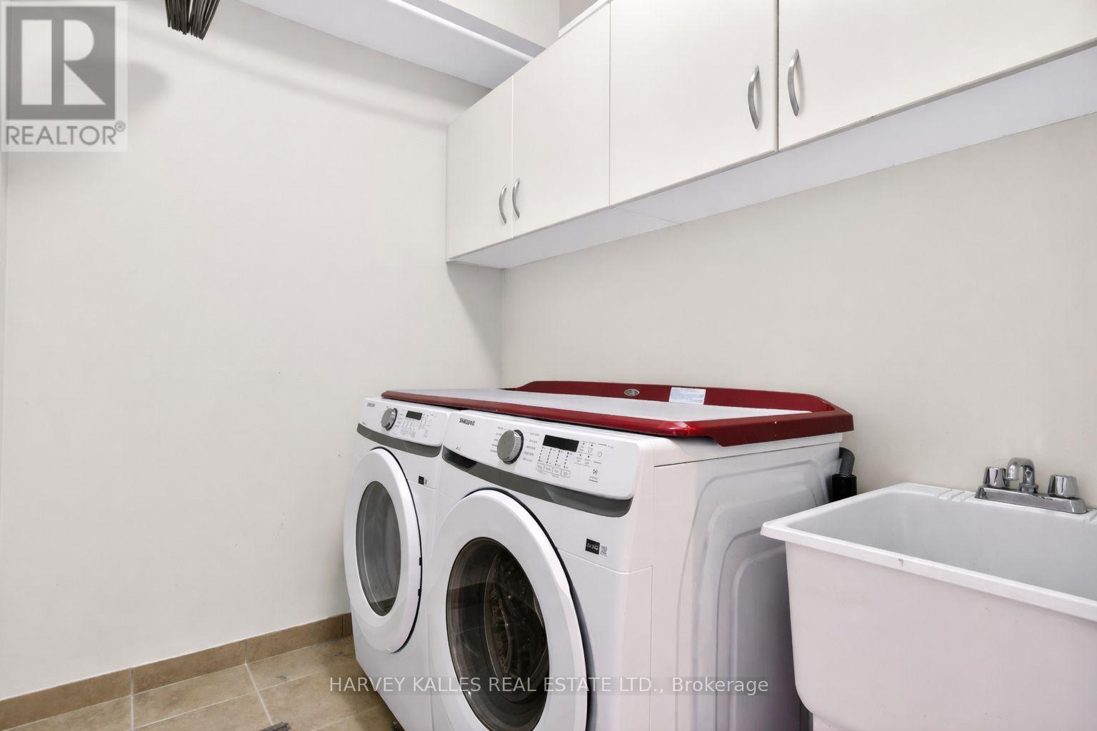 1815 Pagehurst Avenue, Mississauga, Ontario  L4X 1Y5 - Photo 33 - W12989664