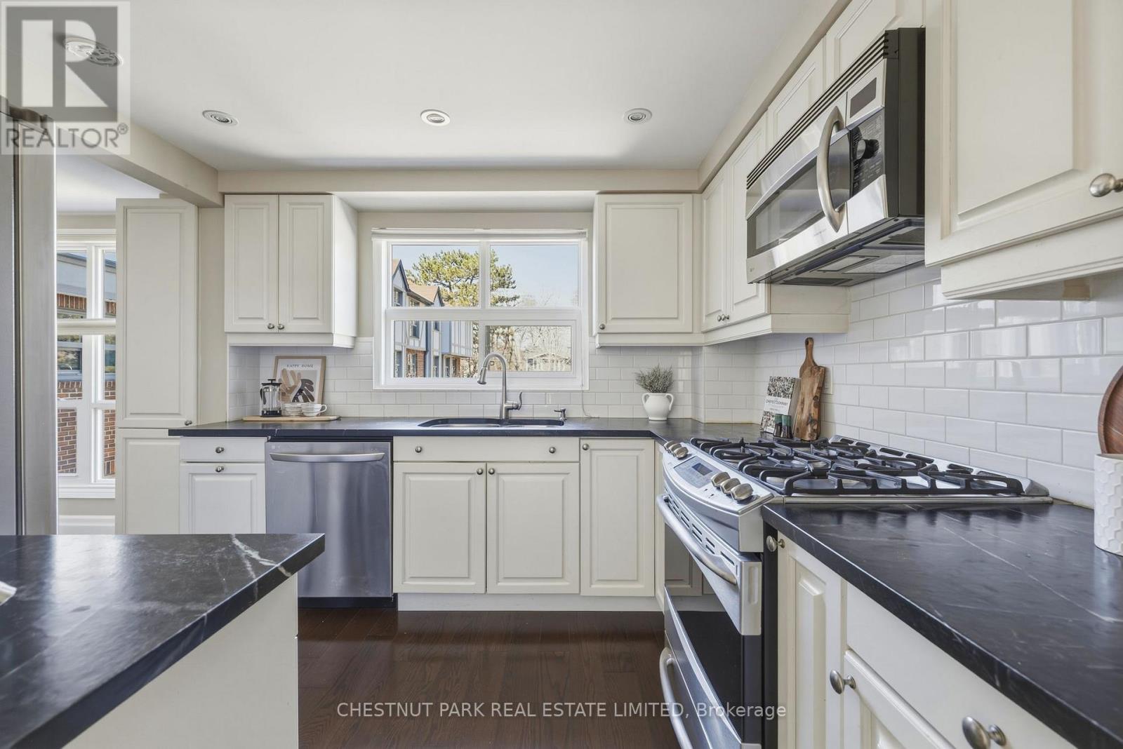 7 - 525 Balliol Street, Toronto, Ontario  M4S 1E1 - Photo 10 - C12981128