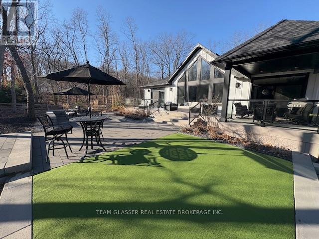 10143 Pinery Bluffs Road, Lambton Shores, Ontario  N0M 1T0 - Photo 42 - X12989504