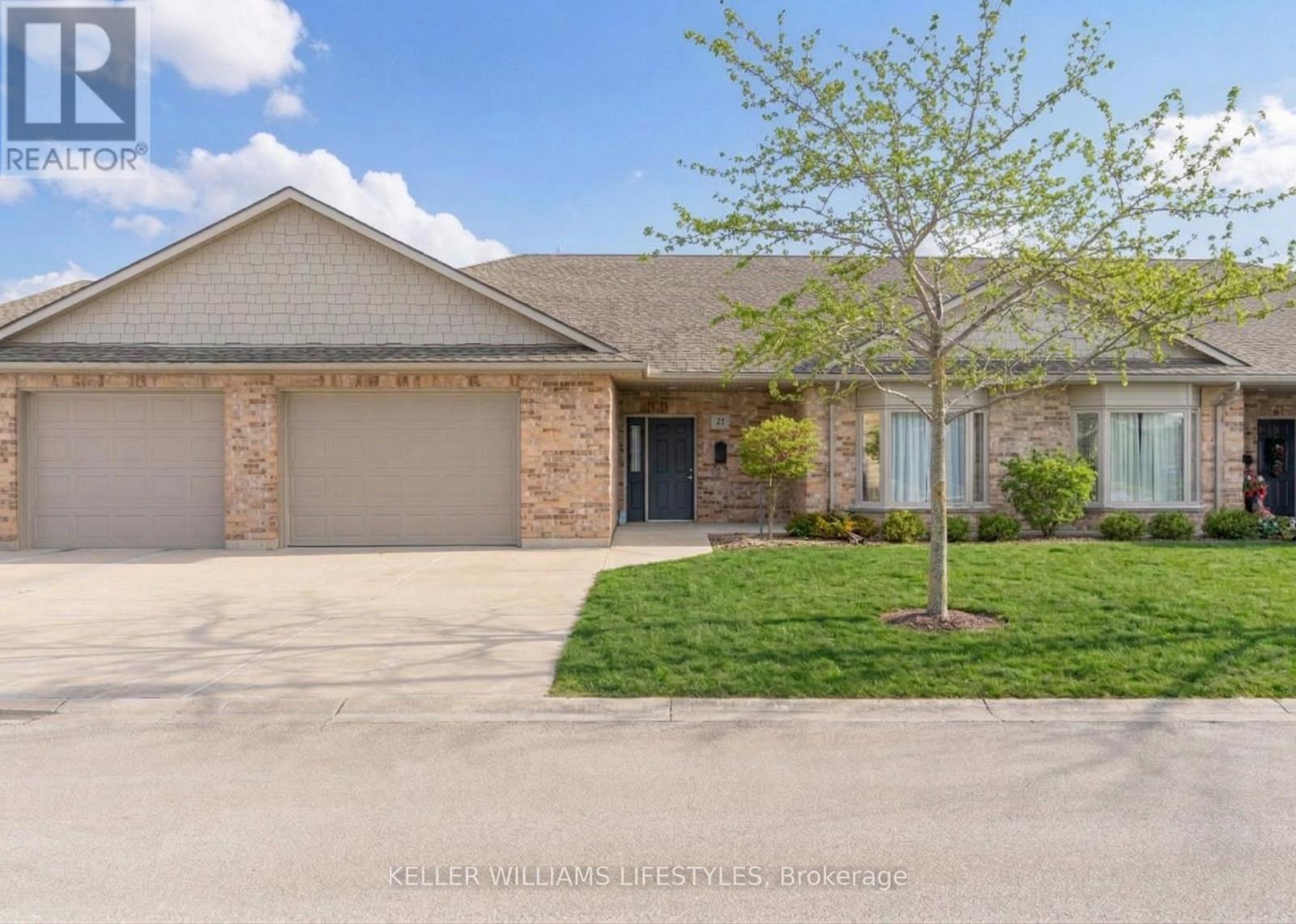 21 - 5969 Townsend Line, Lambton Shores, Ontario  N0N 1J0 - Photo 1 - X12885798