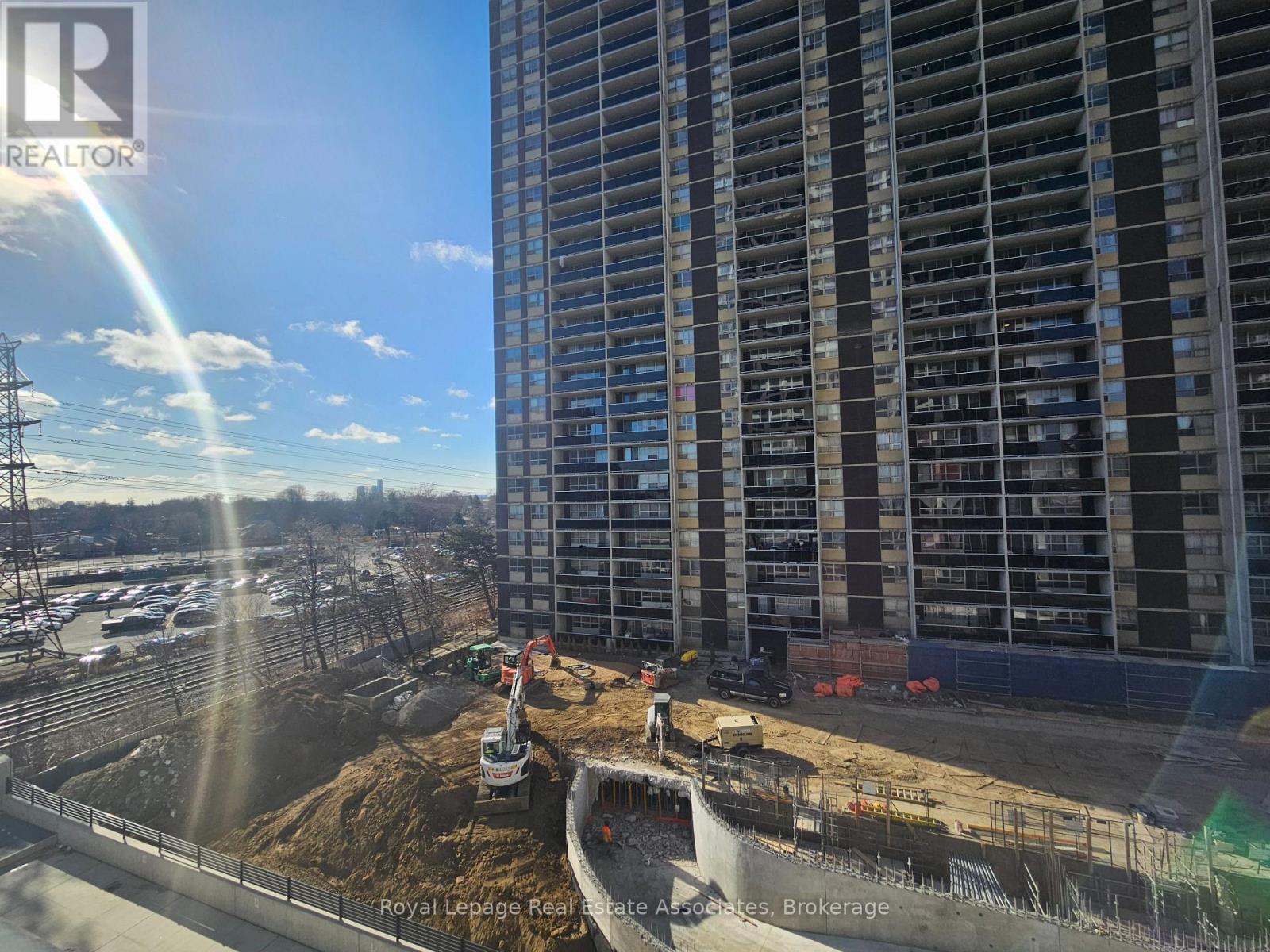 525 - 9 Mabelle Avenue, Toronto, Ontario  M9A 0E1 - Photo 35 - W12989932