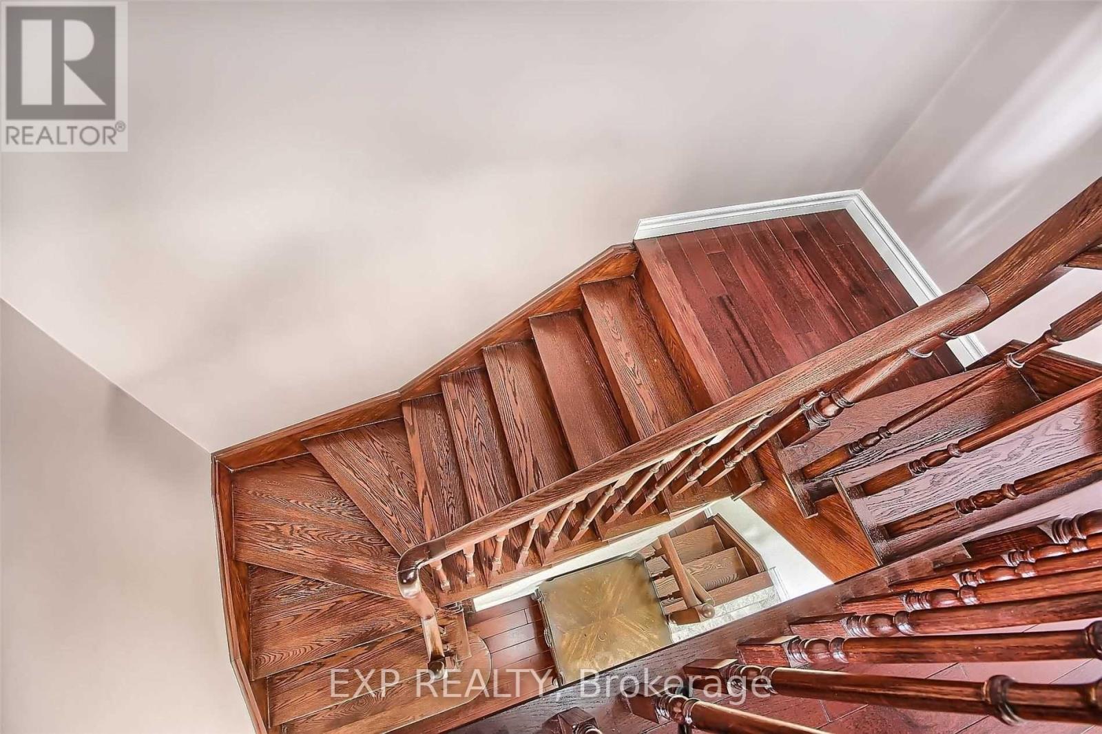 # Upper - 35h View Green Crescent, Toronto, Ontario  M9W 7E1 - Photo 19 - W12989948