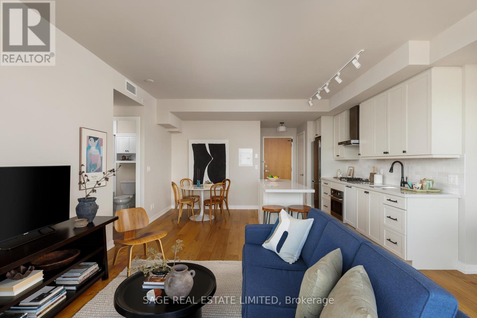 707 - 36 Howard Park Avenue, Toronto, Ontario  M6R 0A5 - Photo 15 - W12989950