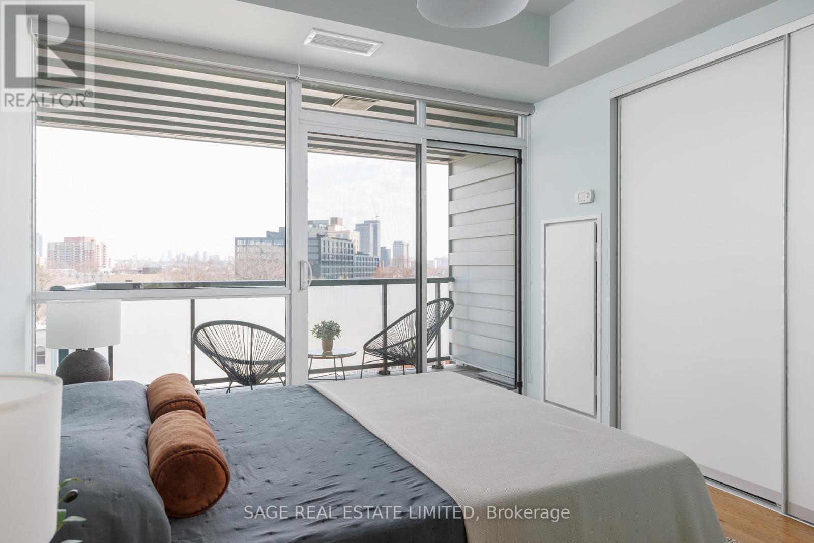 707 - 36 Howard Park Avenue, Toronto, Ontario  M6R 0A5 - Photo 27 - W12989950