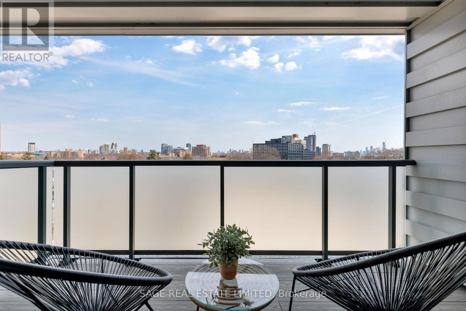 707 - 36 Howard Park Avenue, Toronto, Ontario  M6R 0A5 - Photo 30 - W12989950