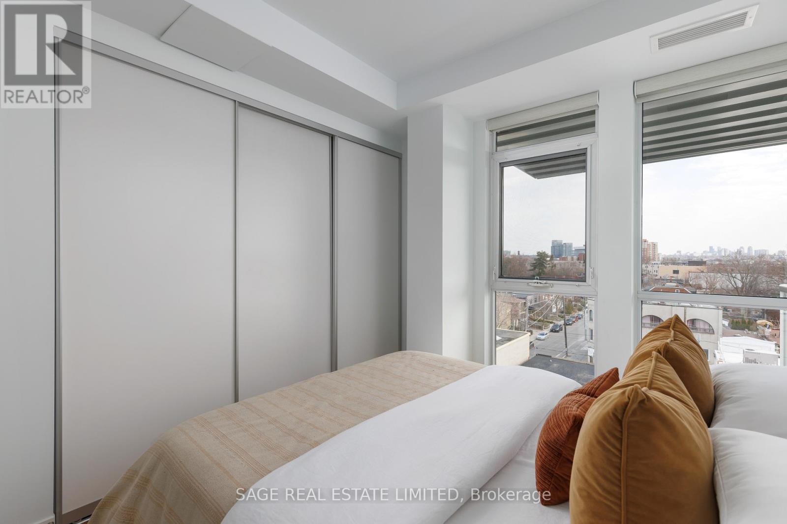 707 - 36 Howard Park Avenue, Toronto, Ontario  M6R 0A5 - Photo 45 - W12989950