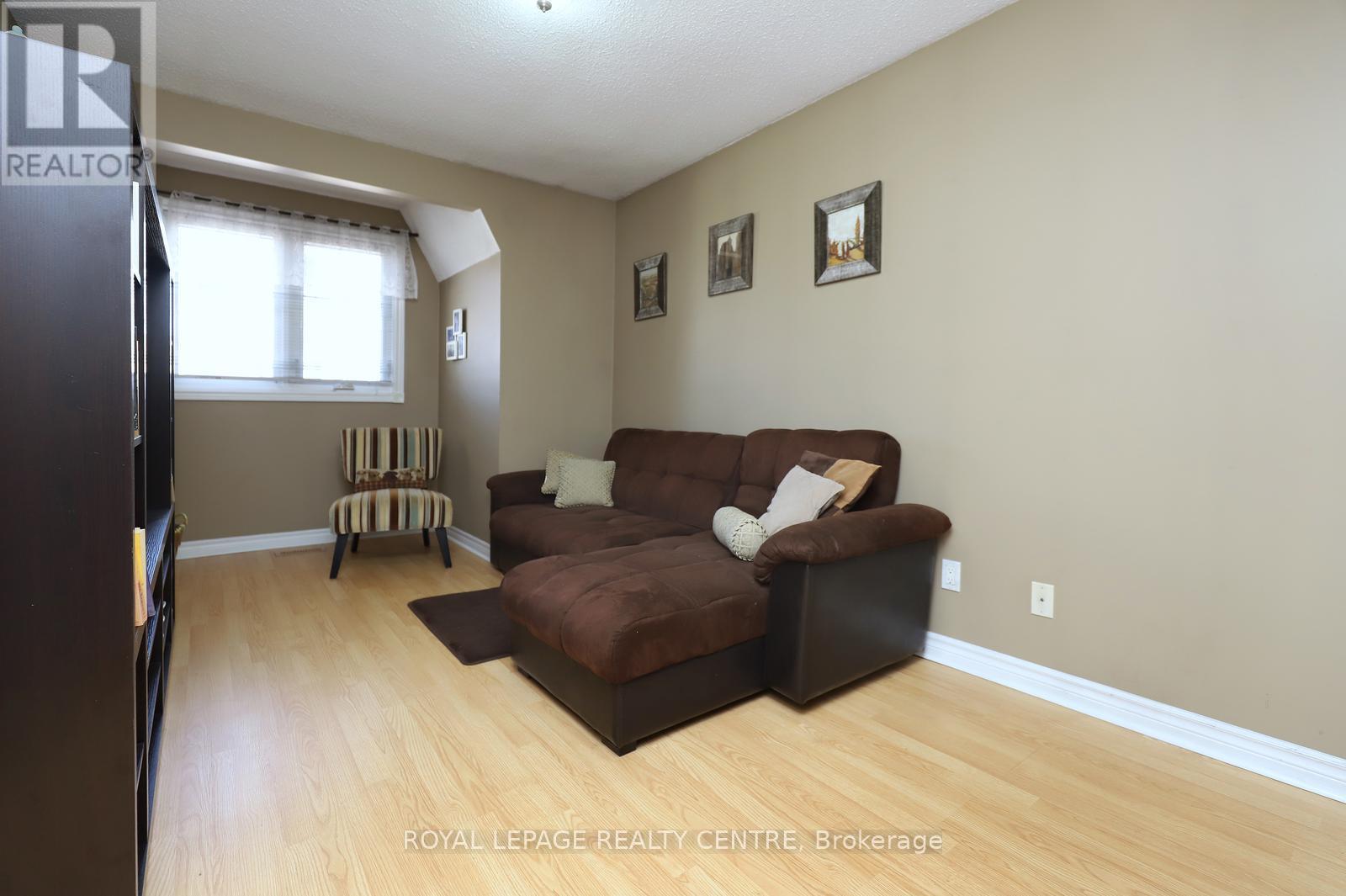 606 Hartfordshire Lane, Mississauga, Ontario  L5B 2X1 - Photo 25 - W12989952