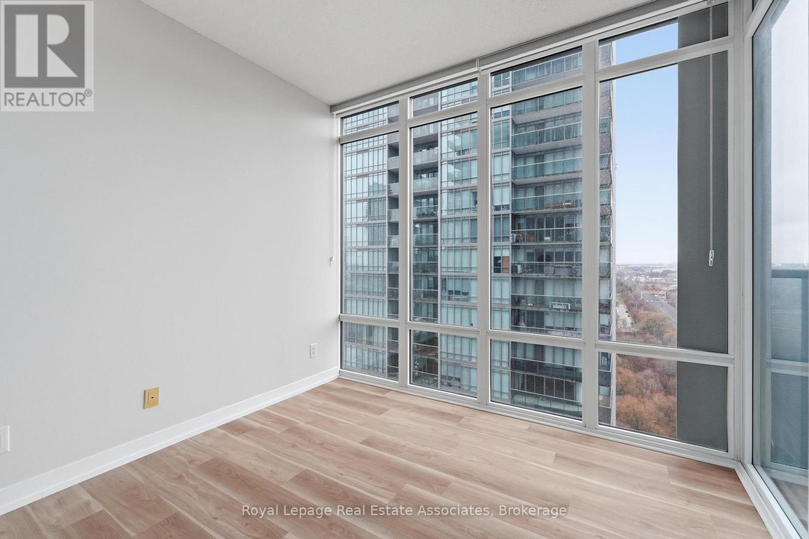 2116 - 90 Park Lawn Road, Toronto, Ontario  M8Y 0B6 - Photo 13 - W12989994
