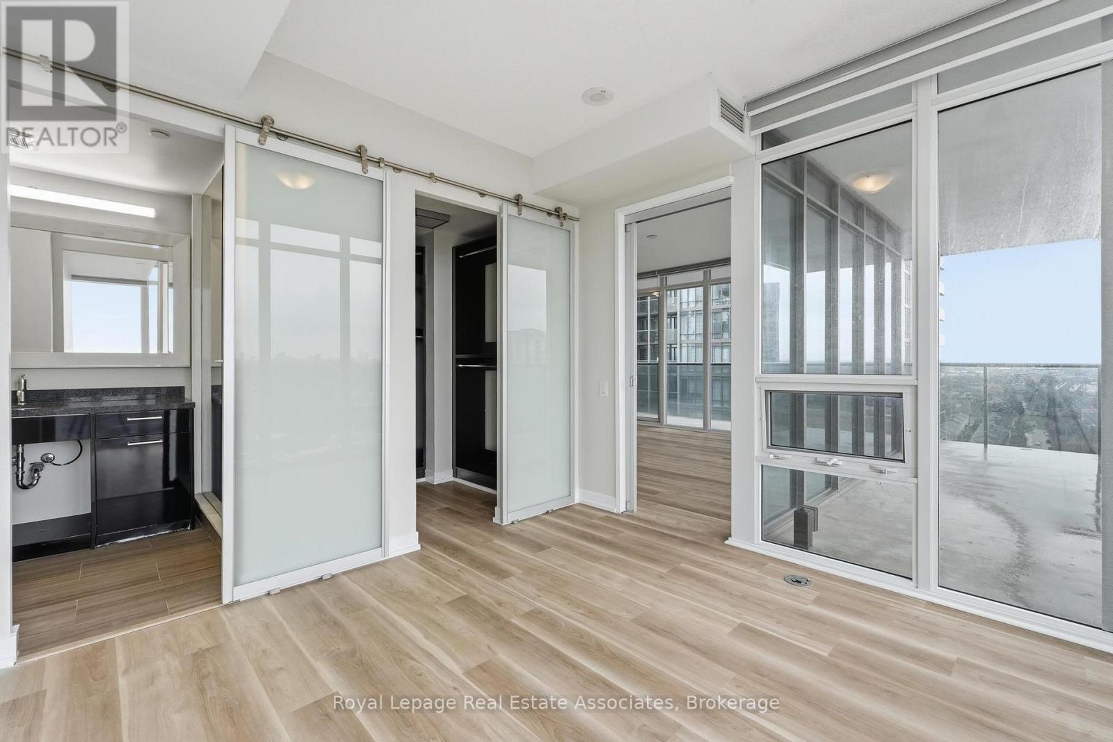 2116 - 90 Park Lawn Road, Toronto, Ontario  M8Y 0B6 - Photo 17 - W12989994