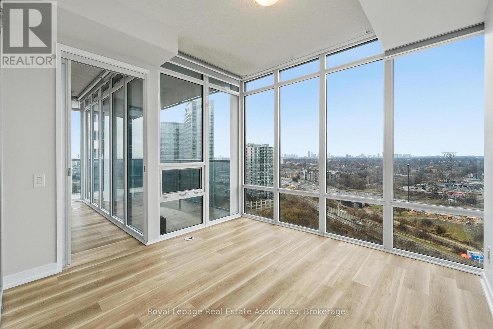 2116 - 90 Park Lawn Road, Toronto, Ontario  M8Y 0B6 - Photo 18 - W12989994