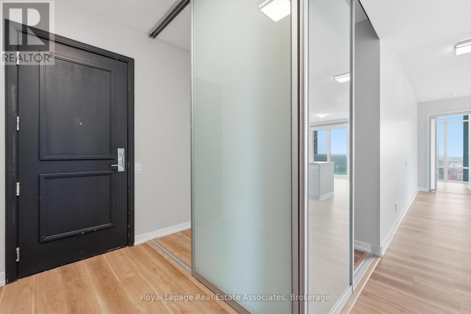 2116 - 90 Park Lawn Road, Toronto, Ontario  M8Y 0B6 - Photo 25 - W12989994