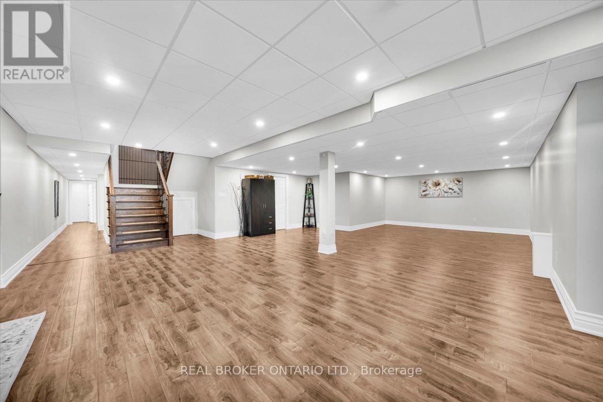 13475 Fourth Line, Halton Hills, Ontario  L7J 2L8 - Photo 33 - W12990000