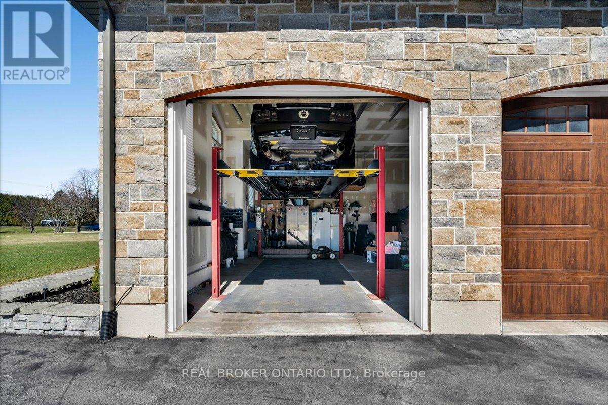 13475 Fourth Line, Halton Hills, Ontario  L7J 2L8 - Photo 4 - W12990000