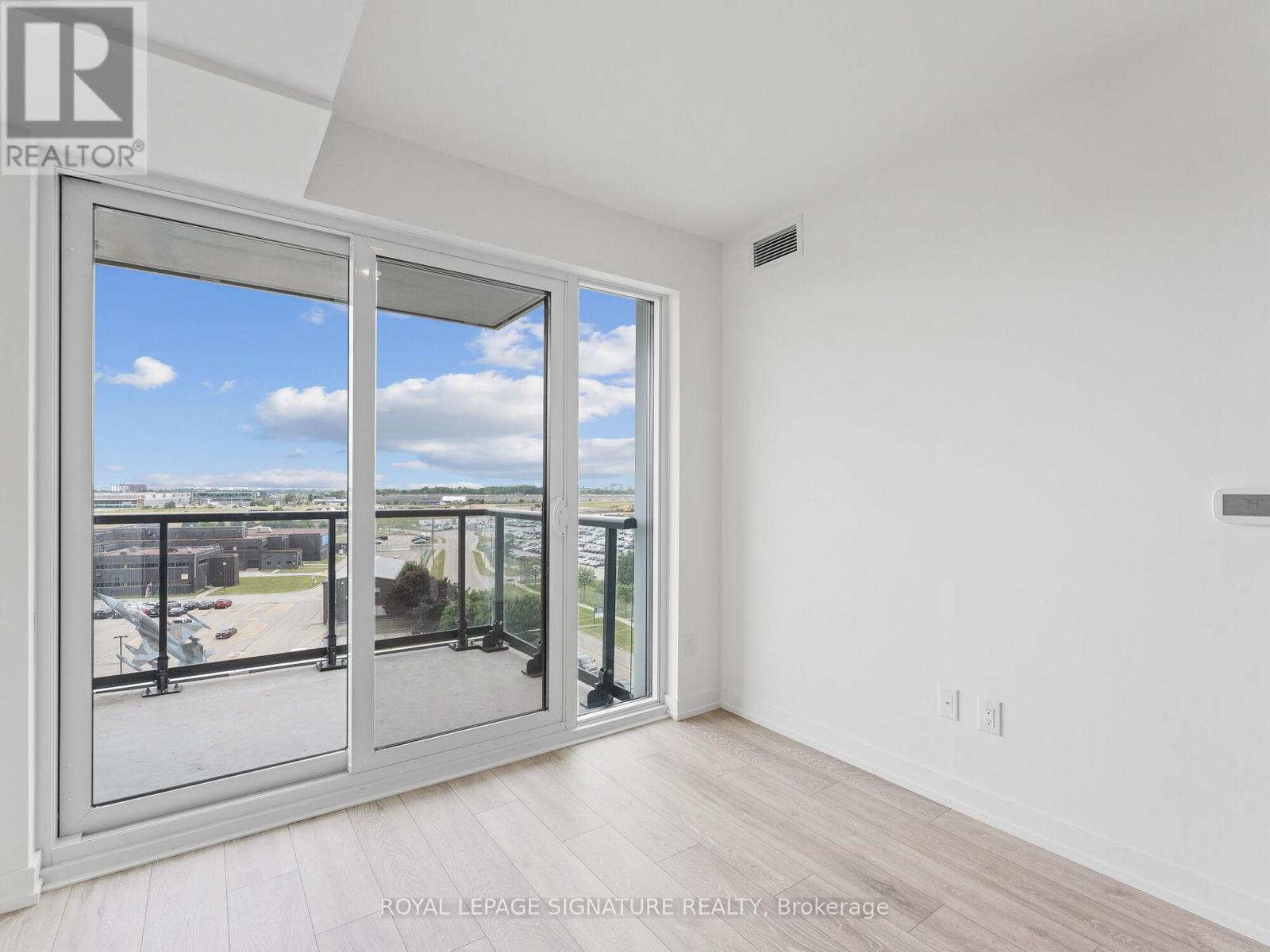 1021 - 1100 Sheppard Avenue W, Toronto, Ontario  M3K 0E4 - Photo 15 - W12990020