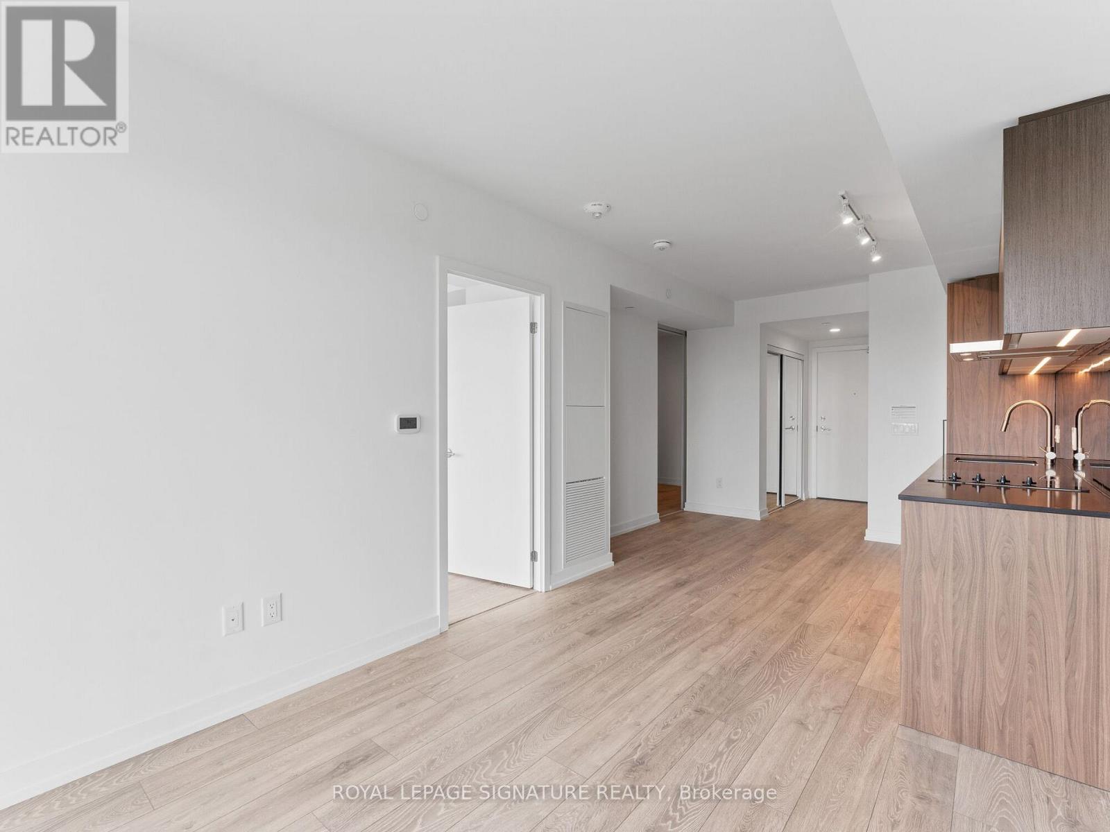 1021 - 1100 Sheppard Avenue W, Toronto, Ontario  M3K 0E4 - Photo 17 - W12990020