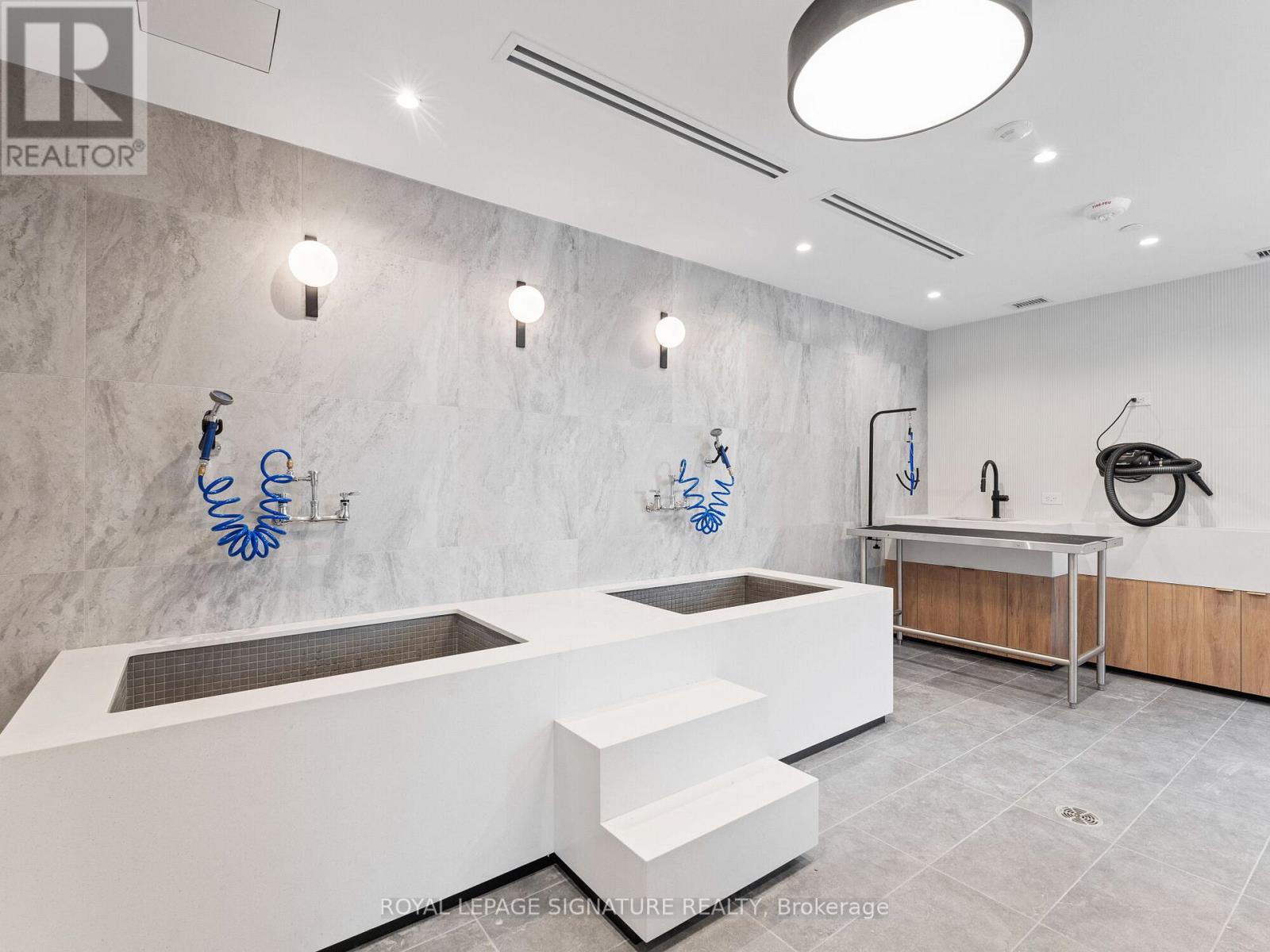 1021 - 1100 Sheppard Avenue W, Toronto, Ontario  M3K 0E4 - Photo 33 - W12990020