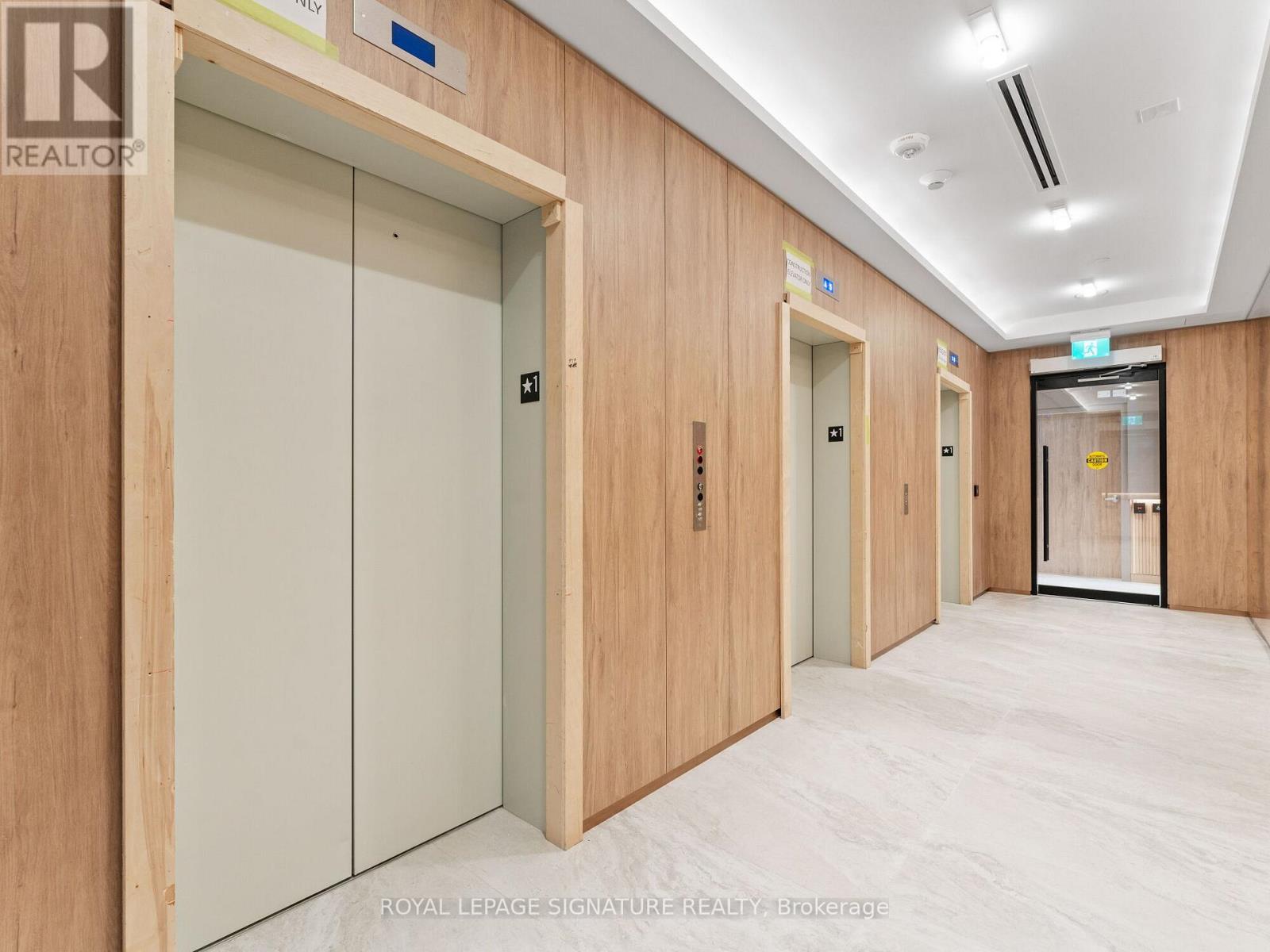 1021 - 1100 Sheppard Avenue W, Toronto, Ontario  M3K 0E4 - Photo 6 - W12990020