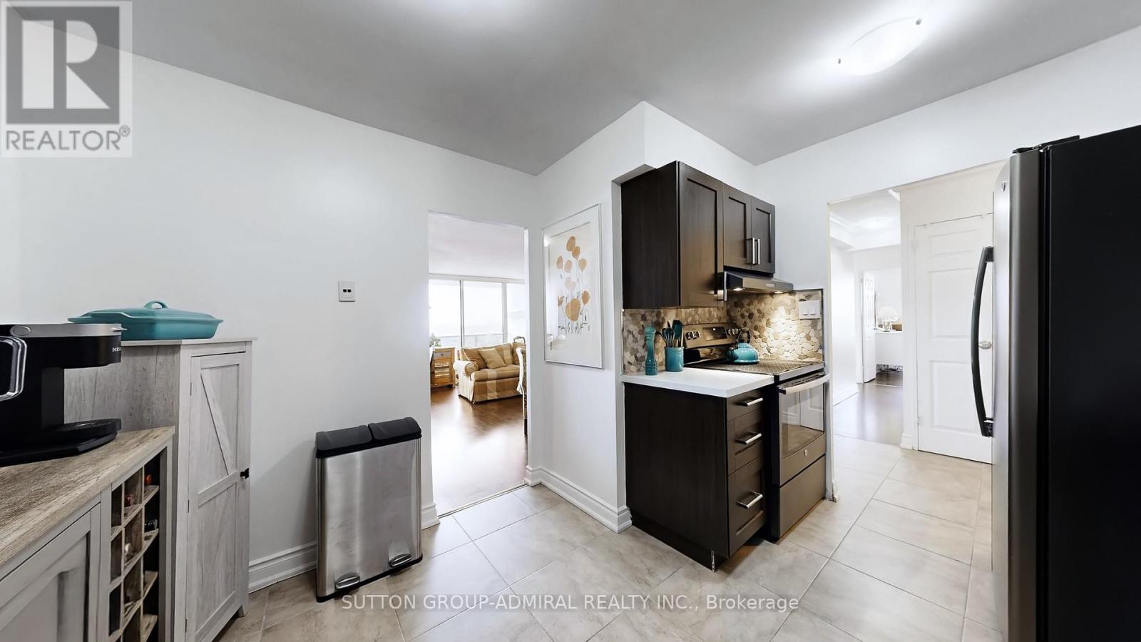 2402 - 85 Emmett Avenue, Toronto, Ontario  M6M 5A2 - Photo 10 - W12990060