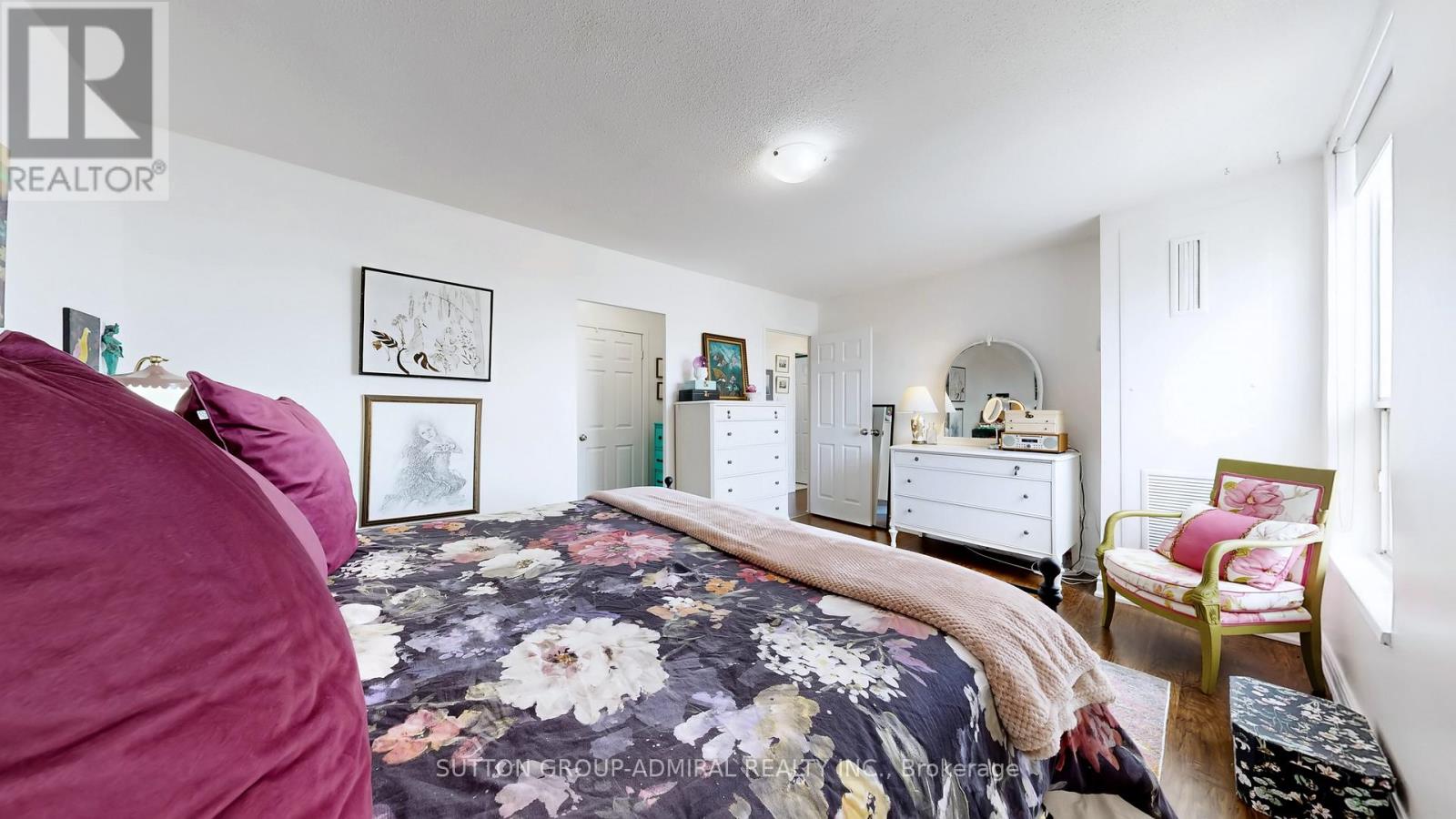 2402 - 85 Emmett Avenue, Toronto, Ontario  M6M 5A2 - Photo 23 - W12990060