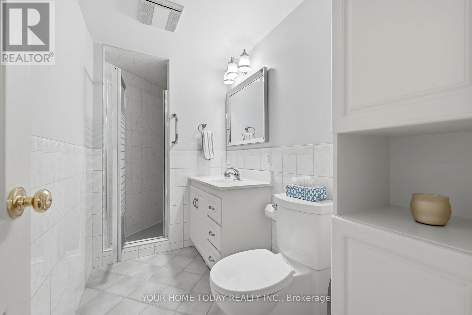 51 Faludon Drive, Halton Hills, Ontario  L7G 1H8 - Photo 31 - W12990074