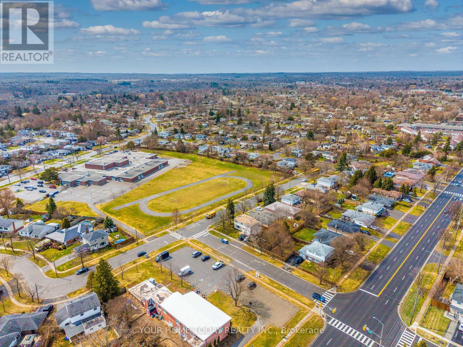 51 Faludon Drive, Halton Hills, Ontario  L7G 1H8 - Photo 41 - W12990074