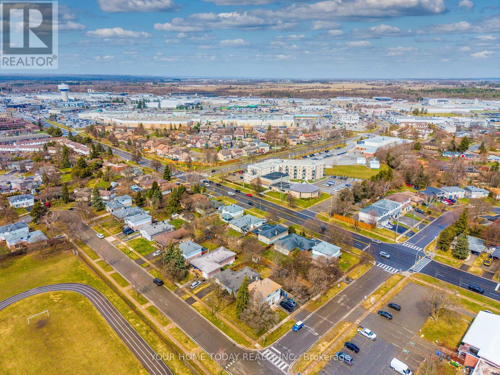 51 Faludon Drive, Halton Hills, Ontario  L7G 1H8 - Photo 42 - W12990074