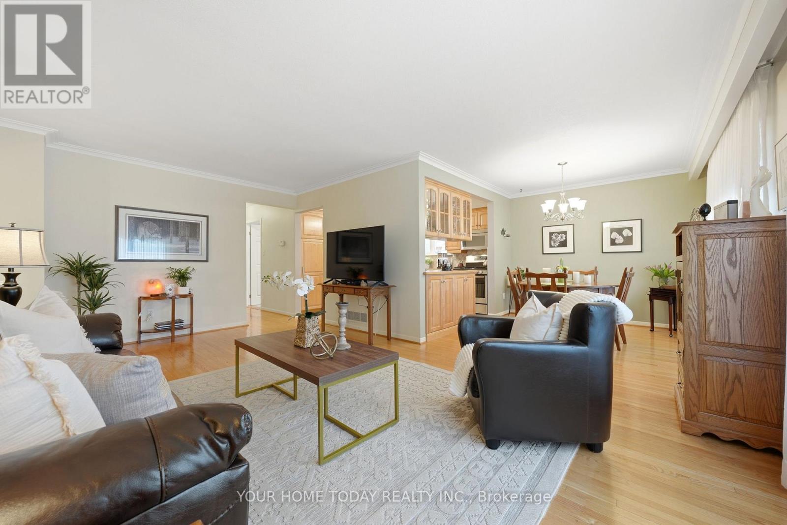 51 Faludon Drive, Halton Hills, Ontario  L7G 1H8 - Photo 9 - W12990074