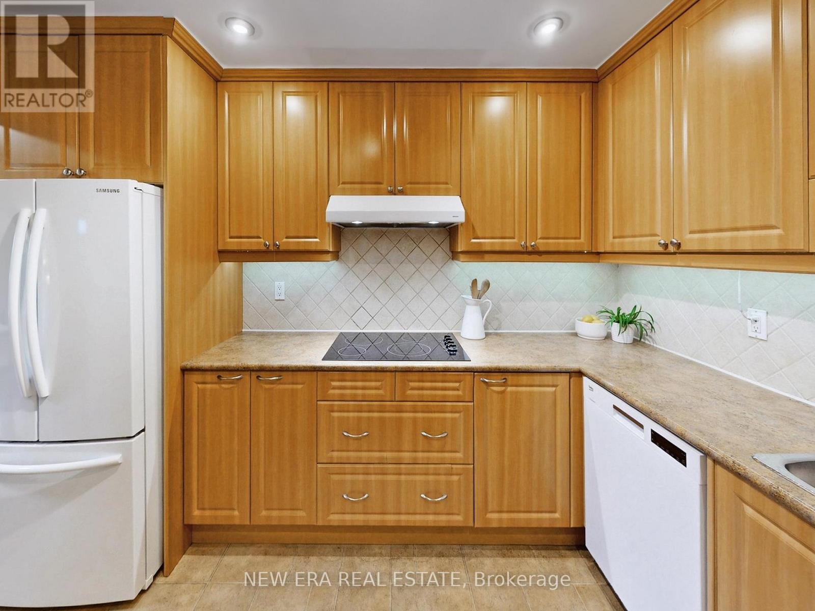 55 - 6540 Falconer Drive, Mississauga, Ontario  L5N 1M1 - Photo 13 - W12990088