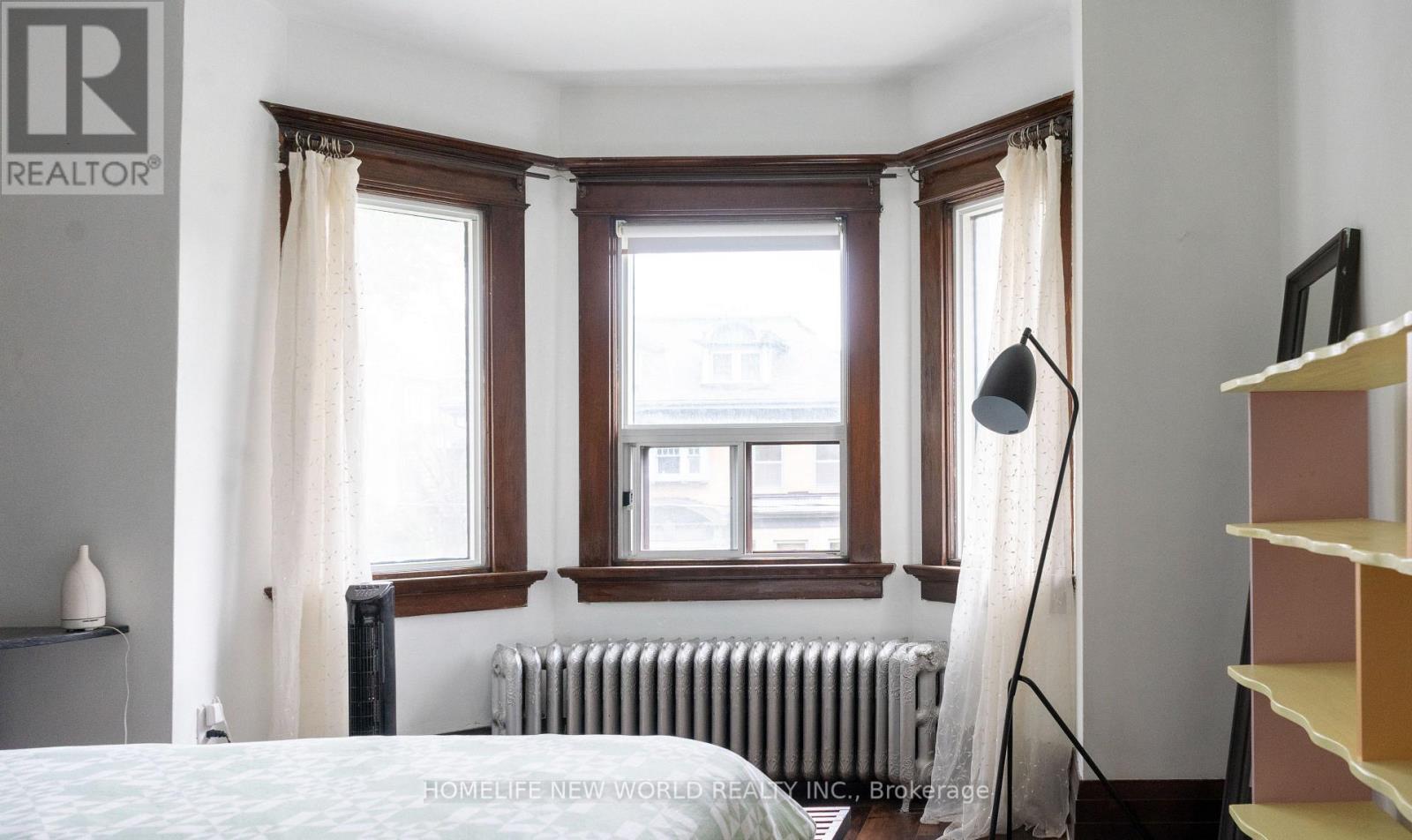 16 Laxton Avenue, Toronto, Ontario  M6K 1K9 - Photo 41 - W12990090