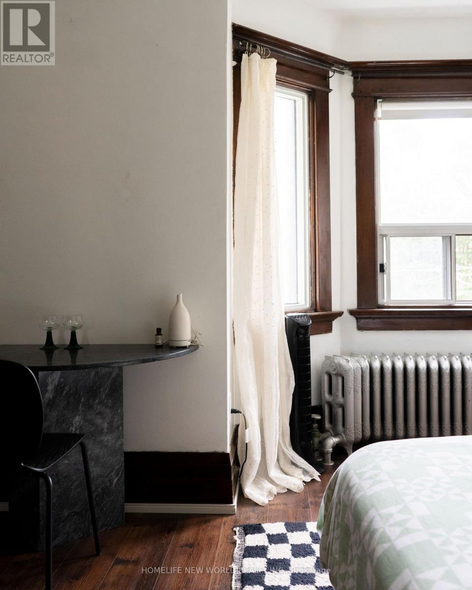 16 Laxton Avenue, Toronto, Ontario  M6K 1K9 - Photo 42 - W12990090