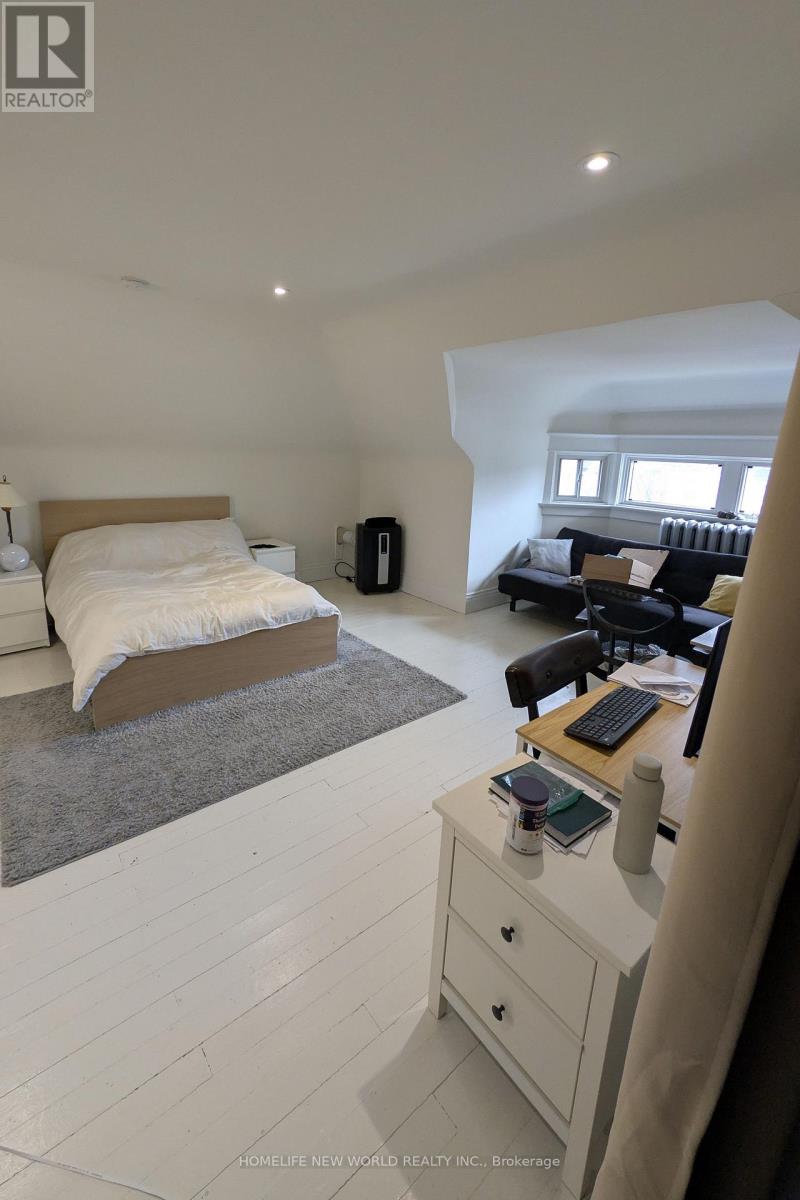 16 Laxton Avenue, Toronto, Ontario  M6K 1K9 - Photo 46 - W12990090