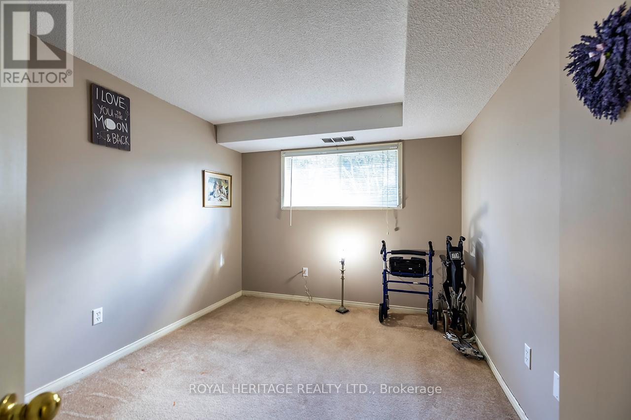 31 Thames Drive N, Whitby, Ontario  L1R 2M2 - Photo 28 - E12989430