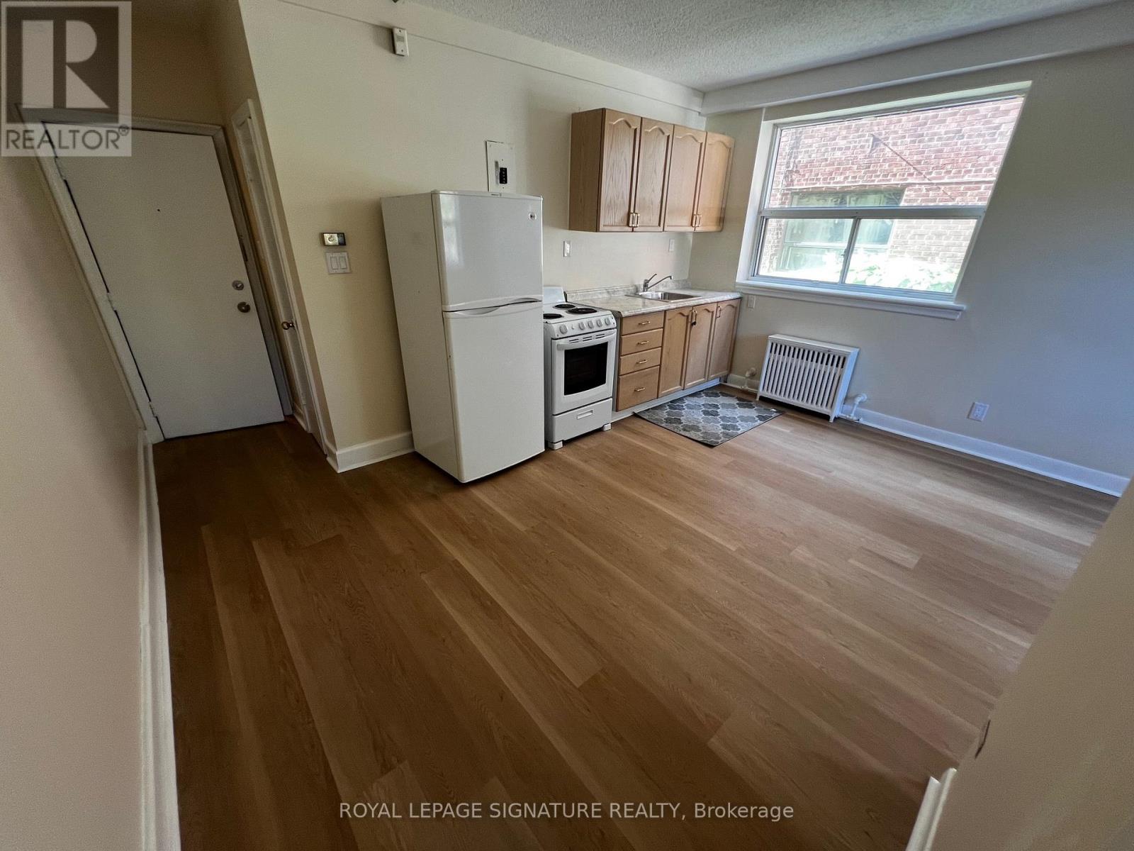 102 - 1000 O'connor Drive, Toronto, Ontario  M4B 2T3 - Photo 3 - E12989454