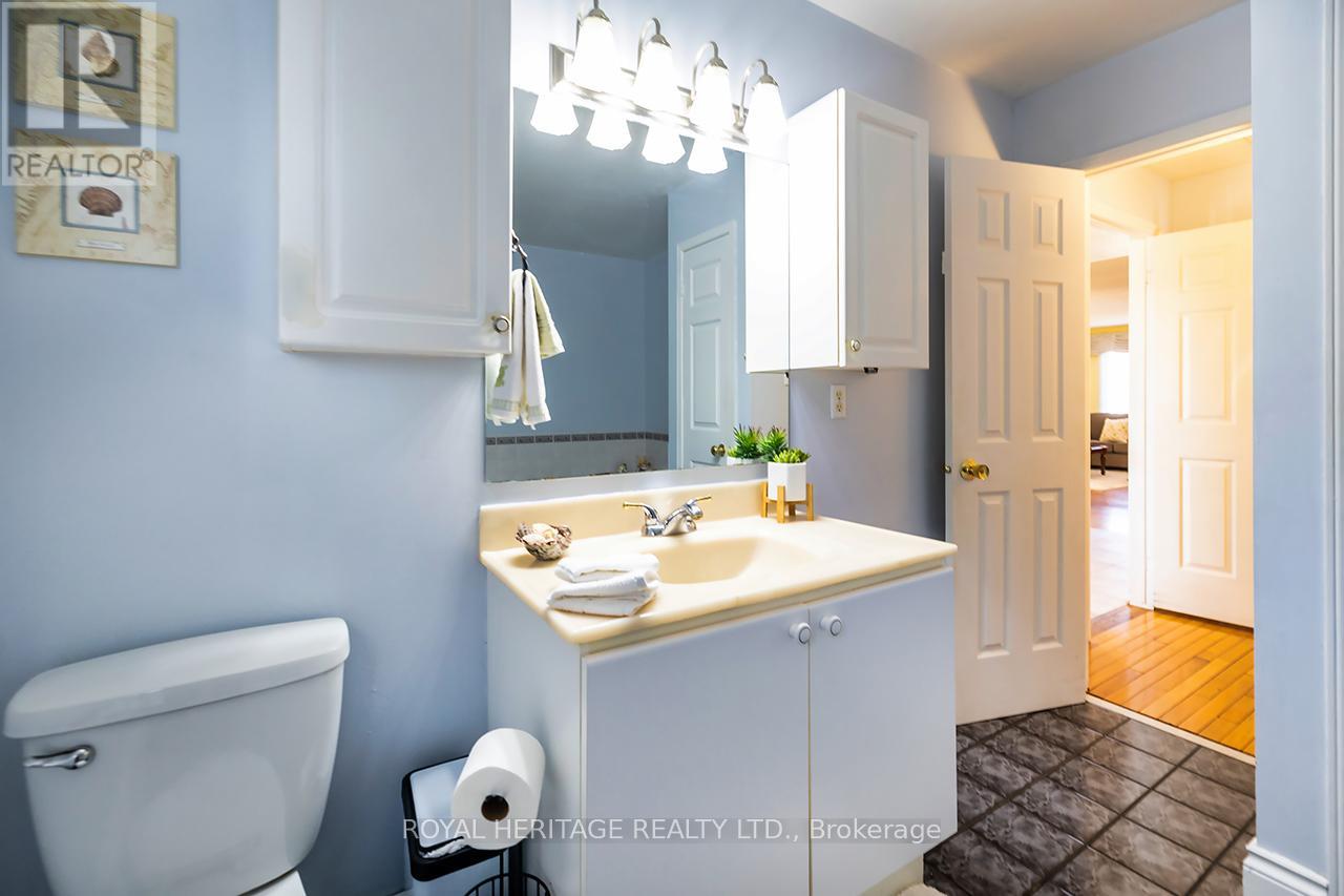 31 Thames Drive N, Whitby, Ontario  L1R 2M2 - Photo 21 - E12989430