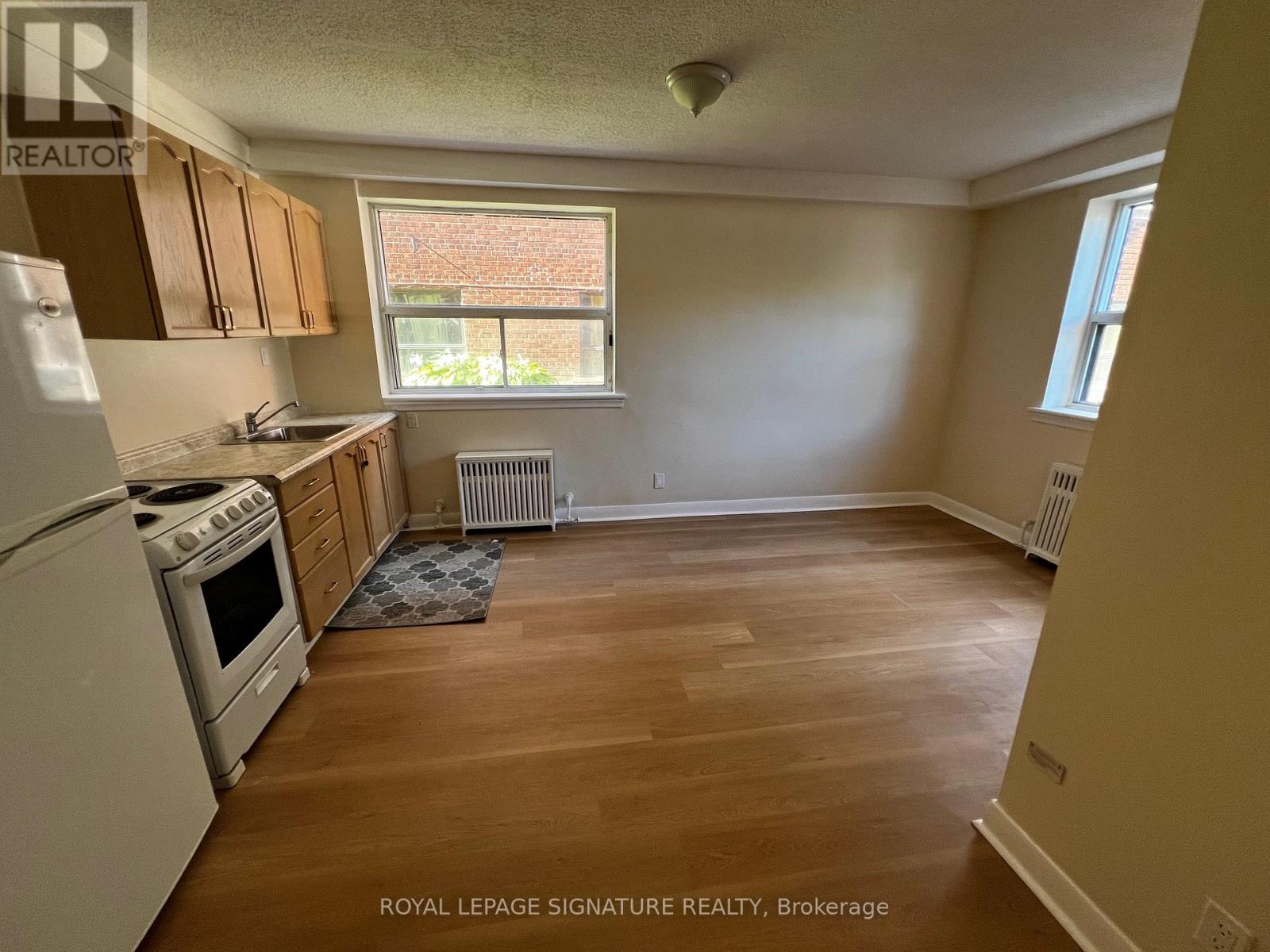 102 - 1000 O'connor Drive, Toronto, Ontario  M4B 2T3 - Photo 7 - E12989454