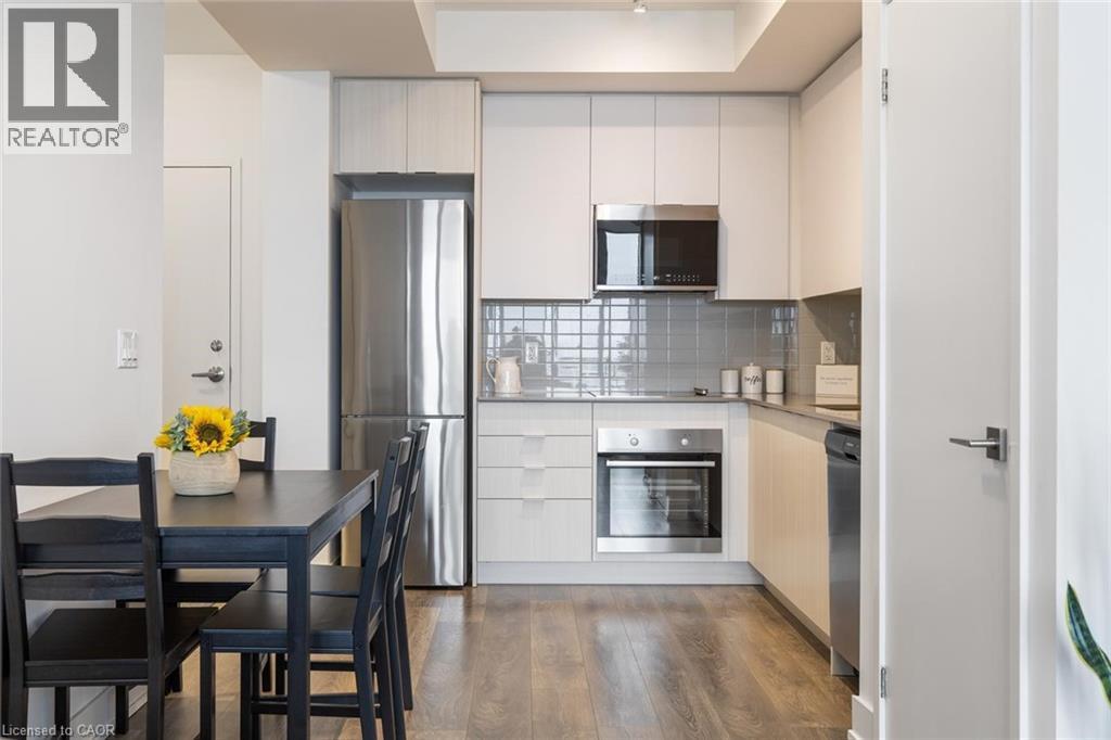 297 Oak Walk Drive Unit# 2207, Oakville, Ontario  L6H 3R6 - Photo 3 - 40820077