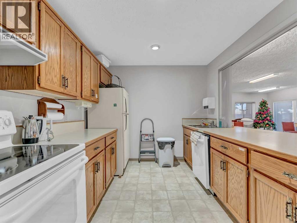 5, 459 Carry Drive Se, Medicine Hat, Alberta  T1B 3W1 - Photo 40 - A2300328