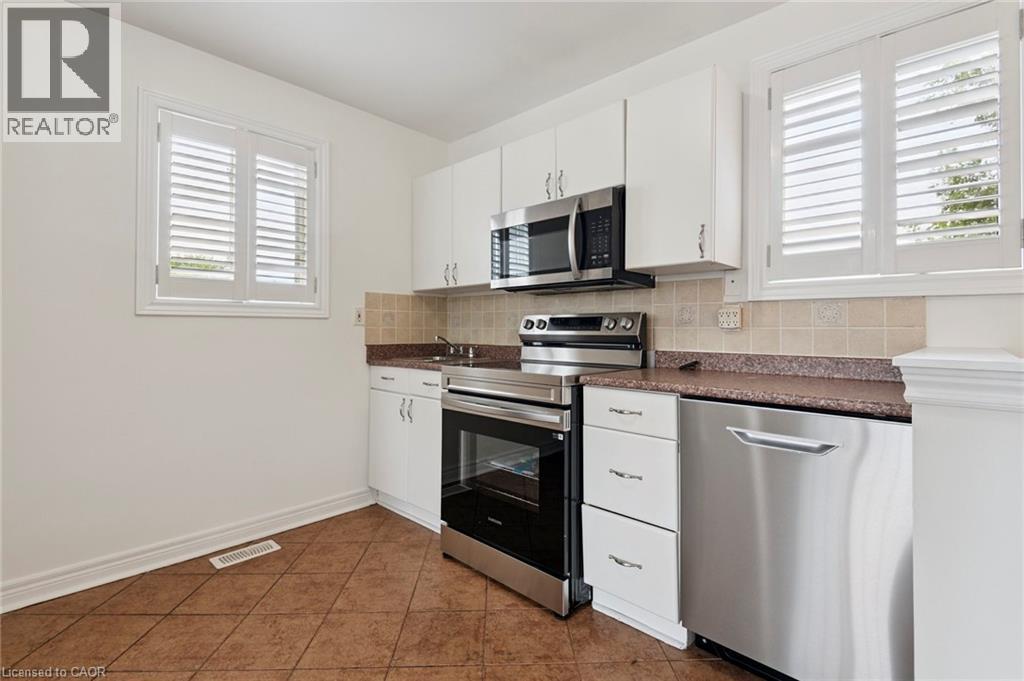 37 Brome Road, North York, Ontario  M6L 1T5 - Photo 13 - 40817603